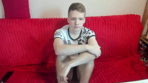 konnor_deviant online show from April 1, 10:49 am