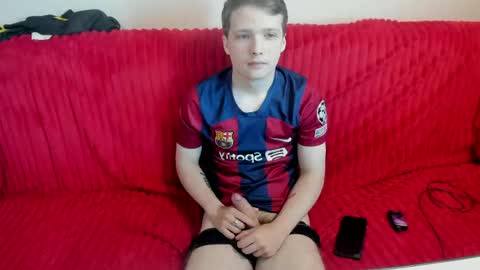 Snapshot of konnor_deviant chatting on June 6, 7:57 am konnor_deviant online show from June 6, 7:57 am