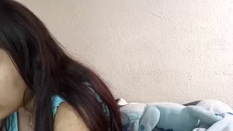 Konny and Laila online show from May 3, 4:24 pm