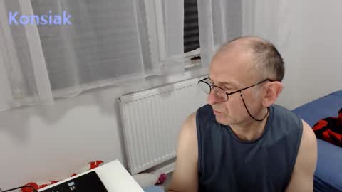 Komsiak online show from January 18, 9:40 pm