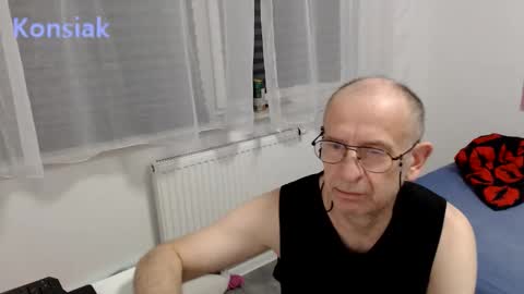 Komsiak online show from February 9, 4:11 pm