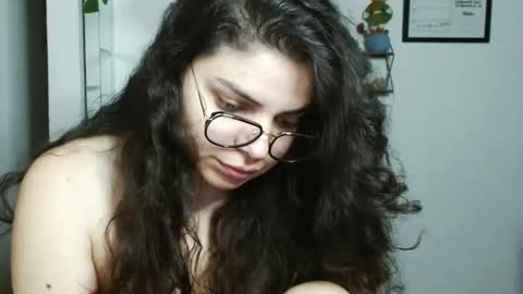 Snapshot of koranikky08 chatting on September 21, 12:12 am Karoll online show from September 21, 12:12 am