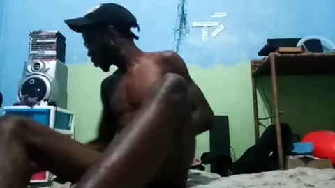 Snapshot of korn4lyfe chatting on March 6, 2:51 am Prince makonnen online show from March 6, 2:51 am