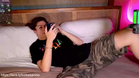 Danny online show from September 19, 11:33 am