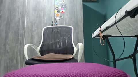 Koto Bombon online show from February 3, 1:26 am