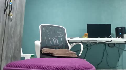 Koto Bombon online show from March 3, 10:04 pm