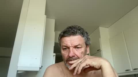 Snapshot of kovapoika chatting on June 7, 10:08 am kovapoika online show from June 7, 10:08 am