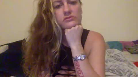 Snapshot of koyoteej chatting on January 15, 5:19 am koyoteej online show from January 15, 5:19 am