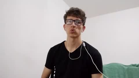 Facu online show from February 27, 1:17 pm