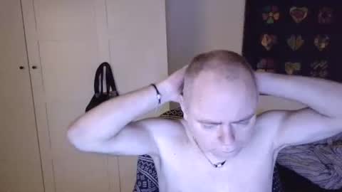 Snapshot of kreolsk34 chatting on March 3, 3:34 am kreolsk34 online show from March 3, 3:34 am