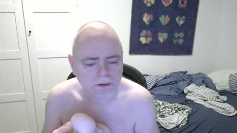 Snapshot of kreolsk34 chatting on March 8, 6:34 pm kreolsk34 online show from March 8, 6:34 pm