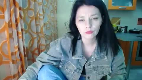 Kris online show from April 5, 8:50 pm