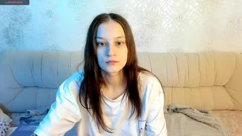 krisdoeill online show from May 5, 2:08 am