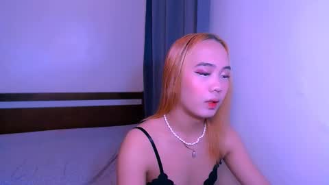 Snapshot of krisha_collins chatting on February 27, 6:35 am krisha_collins online show from February 27, 6:35 am