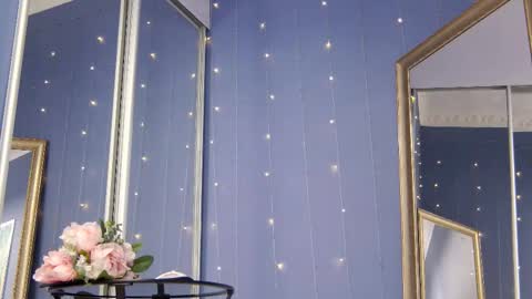 kriskras__ online show from September 19, 5:20 am