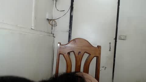 Kris online show from April 21, 8:23 pm