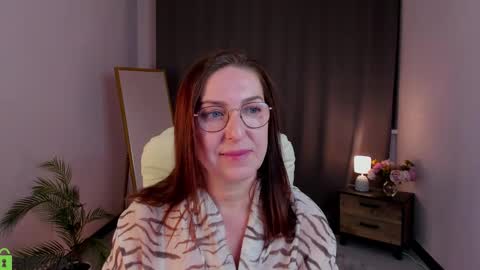 Kris online show from February 24, 4:32 am