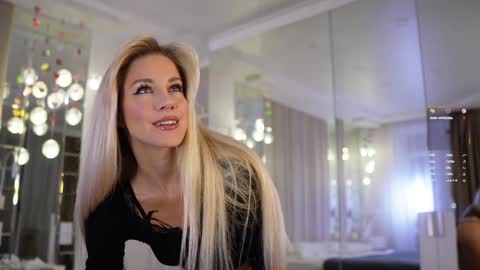 Kristina online show from November 11, 1:33 pm