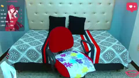 krissone online show from February 22, 5:46 pm