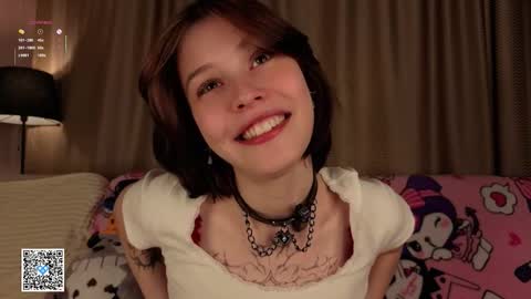 Sarah online show from October 7, 1:14 am