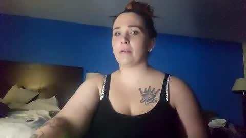 Snapshot of kristalndaddy chatting on November 15, 5:49 am KristalDaddy online show from November 15, 5:49 am