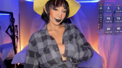 Snapshot of kristen_kassi chatting on October 21, 6:08 pm Kristen online show from October 21, 6:08 pm