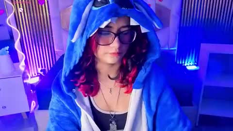 kristen_tay online show from February 26, 3:16 am