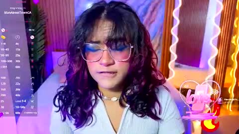 Snapshot of kristen_tay chatting on July 19, 2:59 am kristen_tay online show from July 19, 2:59 am