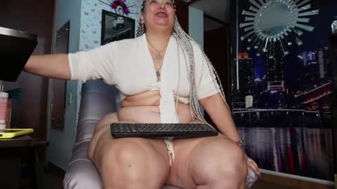 Kristen online show from December 30, 8:43 am