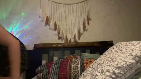 Kristi online show from November 2, 5:21 am