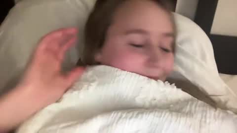 Kristi 3 online show from December 9, 1:40 am