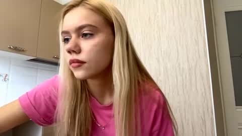  Blake  online show from June 12, 7:07 am