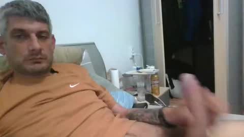 Snapshot of kristijan971161 chatting on May 18, 6:14 pm kristijan971161 online show from May 18, 6:14 pm