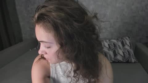 Kristina online show from February 8, 3:15 pm