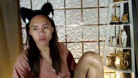 Snapshot of kristine_fox chatting on April 7, 6:47 am kristine_fox online show from April 7, 6:47 am