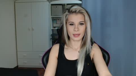 KristineAmore online show from April 22, 7:00 am