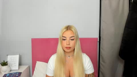 Snapshot of kristyflowers chatting on January 20, 9:03 am KristyFlowers online show from January 20, 9:03 am