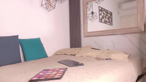 Cristina online show from January 13, 7:08 pm