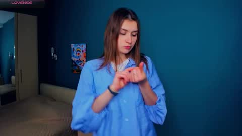 Snapshot of kristynhoughland chatting on November 17, 4:46 pm Misty online show from November 17, 4:46 pm