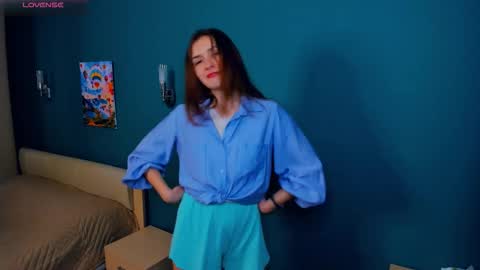 Snapshot of kristynhoughland chatting on November 21, 4:05 pm Misty online show from November 21, 4:05 pm