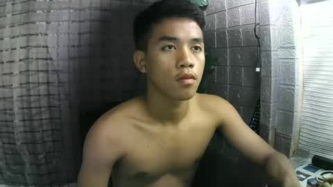 Snapshot of kritthanarkorn chatting on November 6, 1:56 pm kritthanarkorn online show from November 6, 1:56 pm