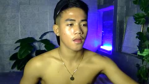 kritthanarkorn online show from December 20, 6:31 am