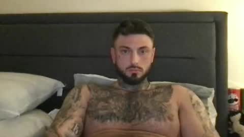 Snapshot of krxt13 chatting on February 16, 7:32 pm krxt13 online show from February 16, 7:32 pm