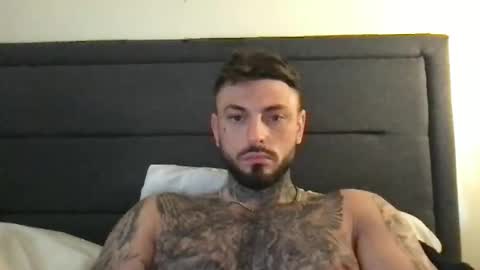 Snapshot of krxt13 chatting on March 26, 10:43 am krxt13 online show from March 26, 10:43 am