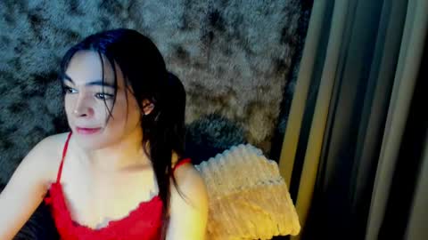 Snapshot of krystal_angel chatting on April 24, 3:42 am krystal_angel online show from April 24, 3:42 am