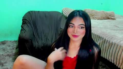 Snapshot of krystal_angel chatting on May 8, 6:35 pm krystal_angel online show from May 8, 6:35 pm