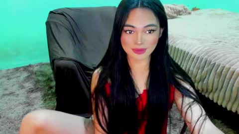 Snapshot of krystal_angel chatting on May 14, 1:40 pm krystal_angel online show from May 14, 1:40 pm