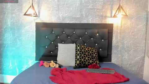 Kystal Taylor online show from November 16, 11:27 am