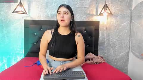 Kystal Taylor online show from November 25, 11:32 am