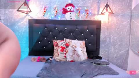 Kystal Taylor online show from December 15, 12:53 pm